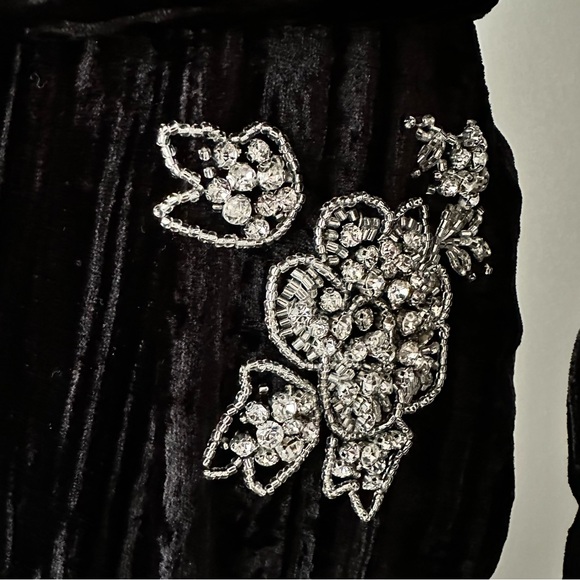 NWT Sz 6 & OTHER STORIES Black Velvet Open Back Midi Dress - Picture 7 of 11